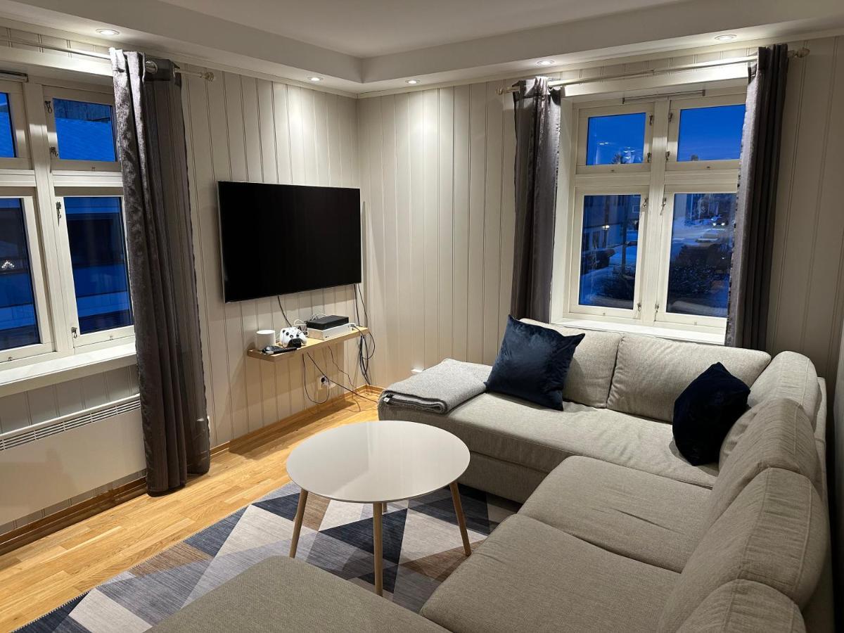 Stetind - Modern Apartment With Free Parking Narvik Eksteriør billede