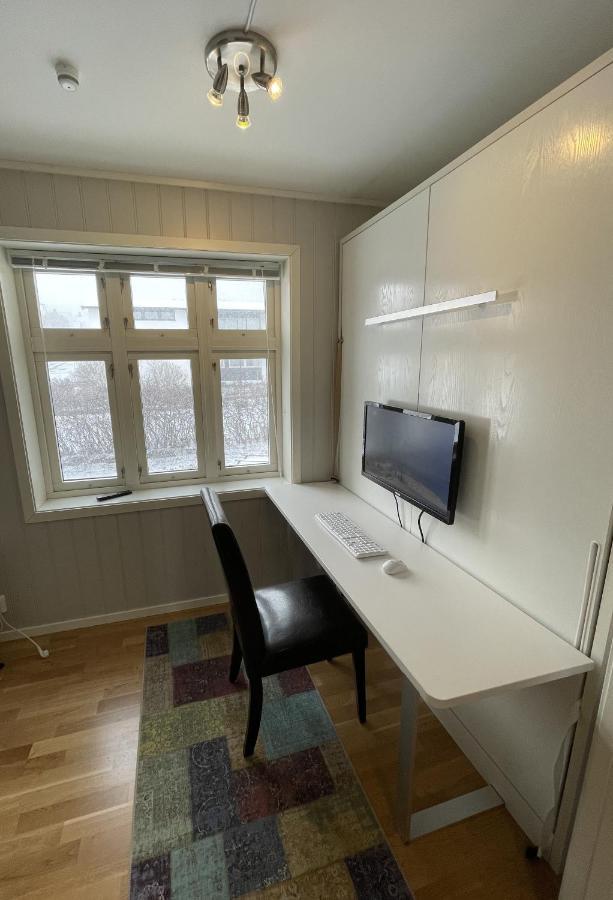 Stetind - Modern Apartment With Free Parking Narvik Eksteriør billede